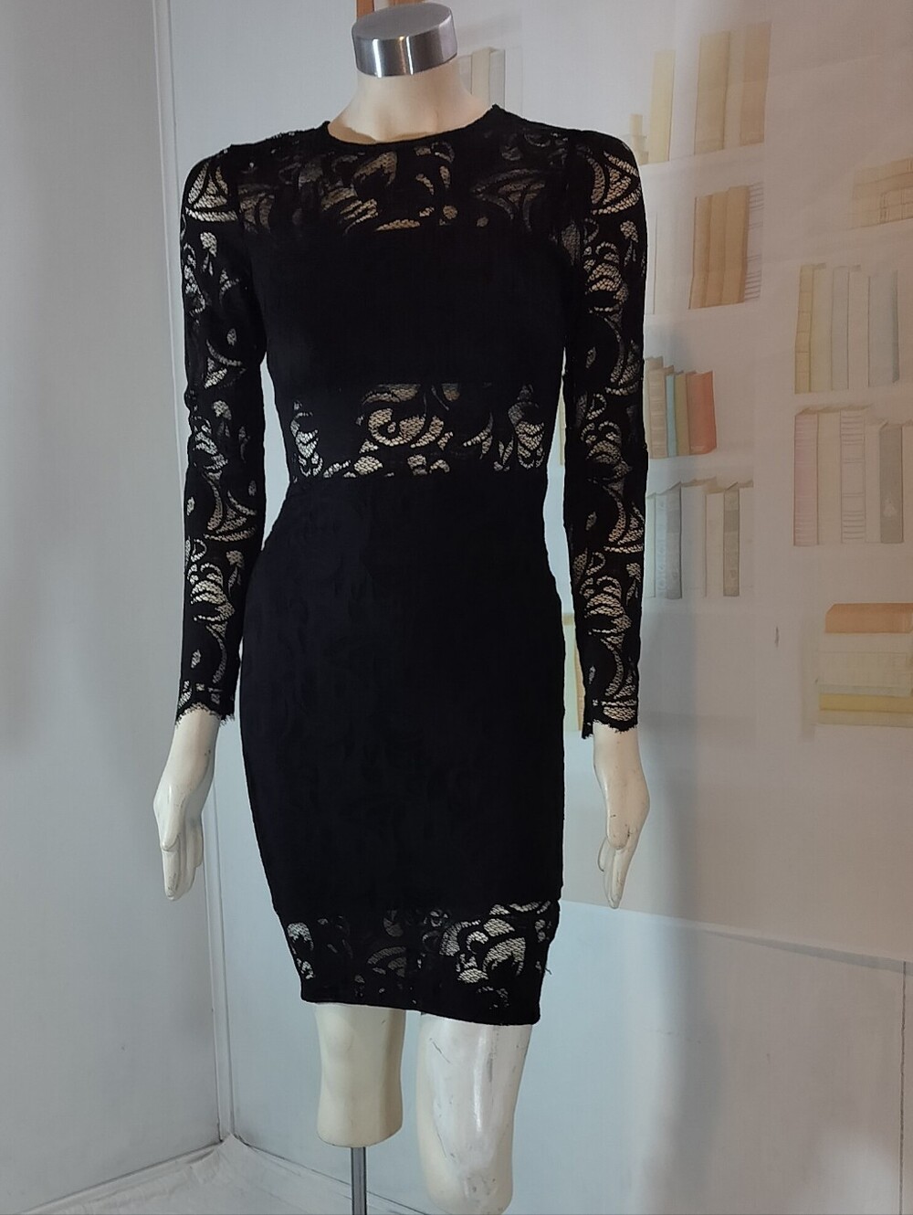 H&M Black Long-Sleeve Lace Bodycon Dress